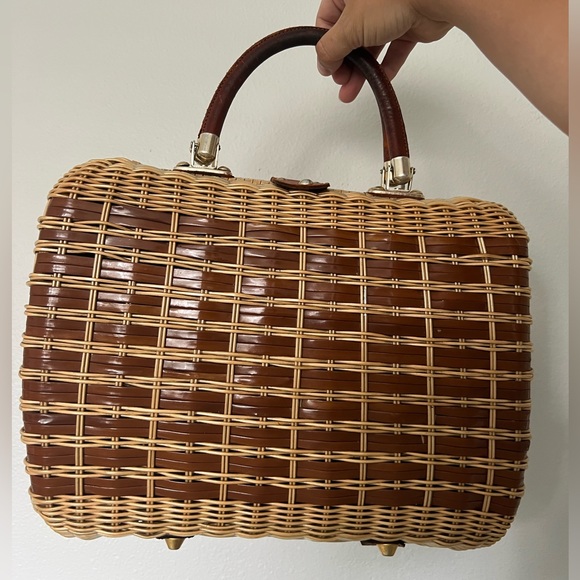Vintage wicker purse designed by Arthur in Hong Kong boho Beach Coastal - Picture 2 of 6